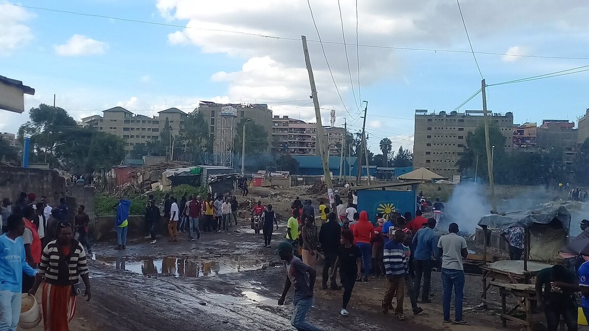 Embakasi South MP asks police to stop teargassing Kware residents