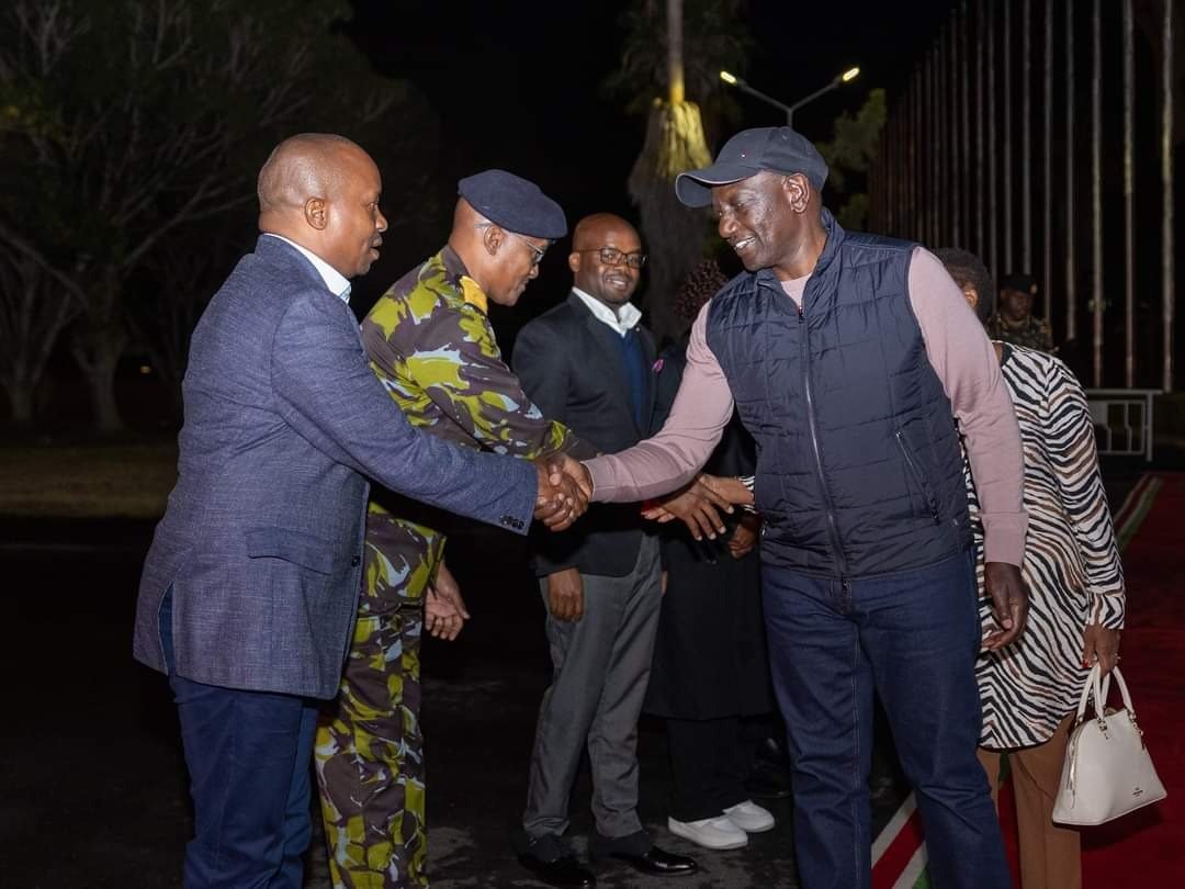 Interior Cabinet Secretary Kithure Kindiki seeing off President William Ruto during his trip to New York on Friday September 20, 2024. PHOTO/@KindikiKithure/X