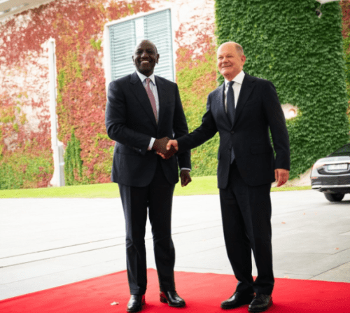 President William Ruto shakes hands with Germany's Chancellor Olaf Scholz on Friday, September 13, 2024. PHOTO/@Bundeskanzler/X