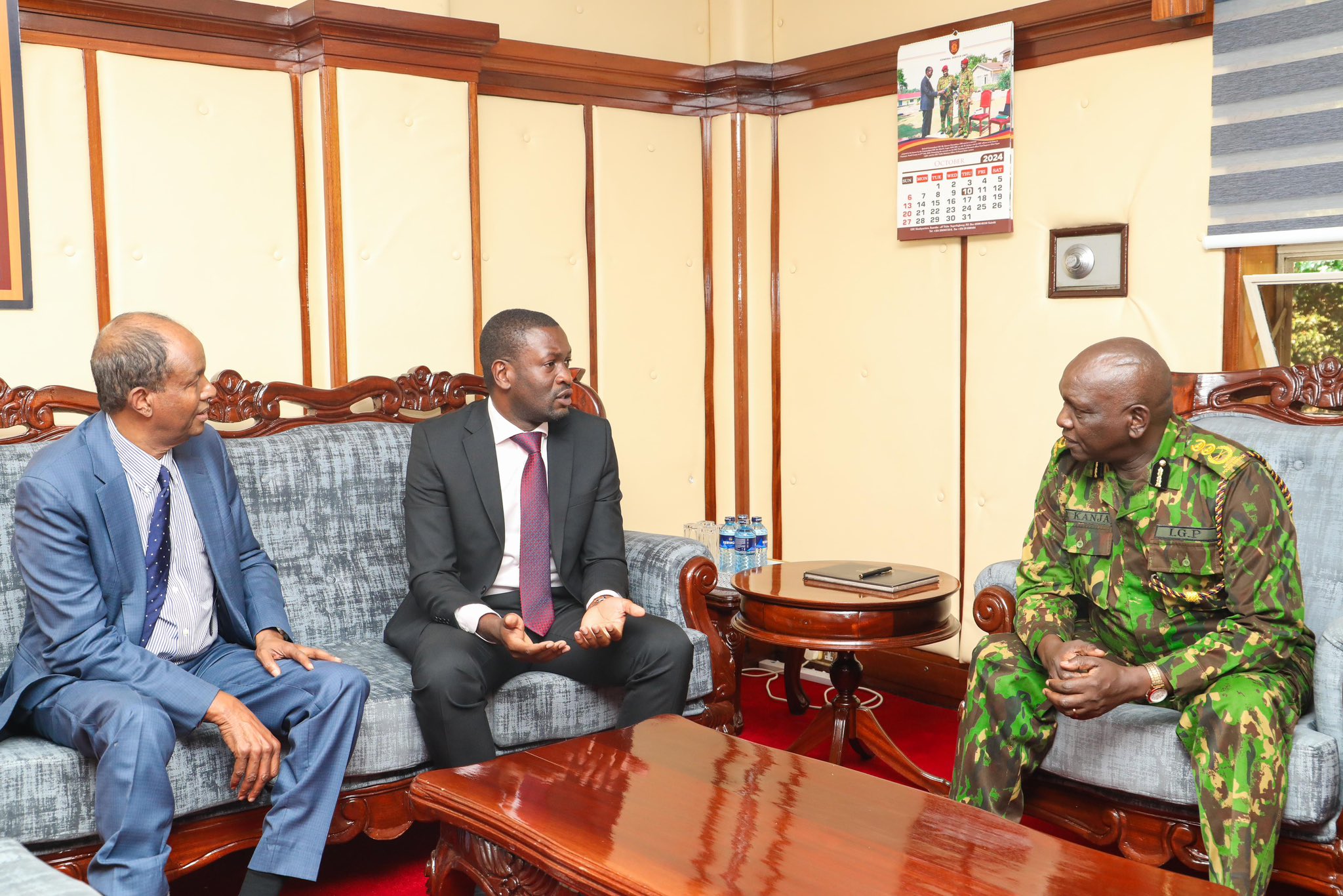 Kamukunji MP Yusuf Hassan and Nairobi Senator Edwin Sifuna during their meeting with Inspector General of Police Douglas Kanja. PHOTO/@edwinsifuna/X