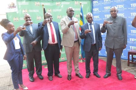 From left: Linda Oluoch – CEO Kenya Tea Growers Association, Ndiga Kithae Group Head – Corporate Affairs KTDA Holdings Limited, George Omuga – CEO East African Tea Trade Association, Willy K. Mutai – CEO Tea Board Of Kenya, Andrew Karanja – CS Agriculture and livestock and Jacob Kahiu-Chairman Tea Board Of Kenya. PHOTO/https://www.facebook.com/K24TVNews