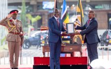 Deputy President Kithure Kindiki with President William Ruto during swearing-in. PHOTO/@K24TV/X