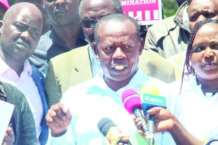 Moi University Uasu Chapter chairman Richard Okero addresses the media. PHOTO/Winstone Chiseremi