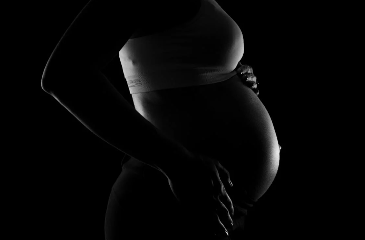 A silhouete of a pregnant lady. Image used for representation only. PHOTO/Pexels