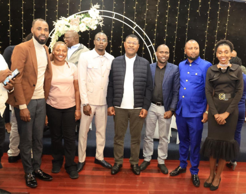 Kenyans in Sydney, Australia take a group photo with the National Assembly speaker Moses Wetang'ula on Wednesday, November 6, 2024. PHOTO/@NAssembly/KE/X