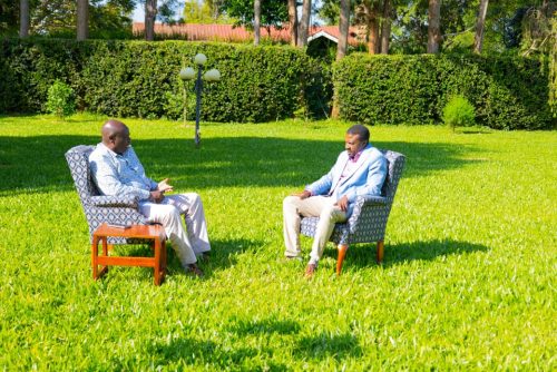 Rigathi Gachagua hosts former NHIF CEO Geoffrey Mwangi at his Wamunyoro residence on Friday, January 24, 2025. PHOTO/@rigathi/X