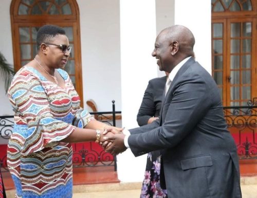 Aisha Jumwa shakes hands with President William Ruto. PHOTO/@CSAishajumwa/X