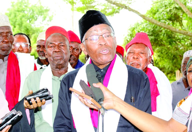 Former minister Mwakwere fights Achani over project