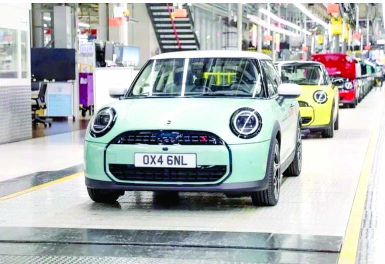 BMW delays electric Mini over ‘uncertainty’