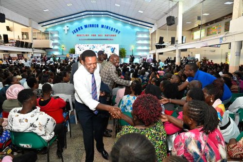Labour CS Alfred Mutua when he launched a job recruitment drive under the ‘Kazi Majuu’ initiative at Jesus Winner Ministry in Roysambu, Nairobi, hosted by the church’s Bishop Edward Mwai on March 5, 2025. PHOTO/https://web.facebook.com/DrAlfredMutua2022