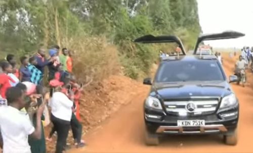 The hearse that had Chebukati's body. PHOTO/Screengrab by People Daily Digital of Youtube video by Balindiway News.