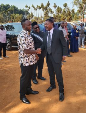 Trans Nzoia Governor George Natembeya and National Assembly Speaker Moses Wetang’ula exchange pleasantries as Bungoma governor Ken Lusaka looks on during the funeral of former IEBC chair Wafula Chebukati on Saturday, March 8, 2025. PHOTO/@SpeakerKLusaka/X