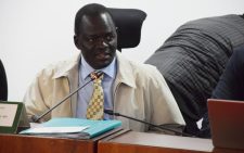 Okello backs Raila’s decision to continue criticising govt