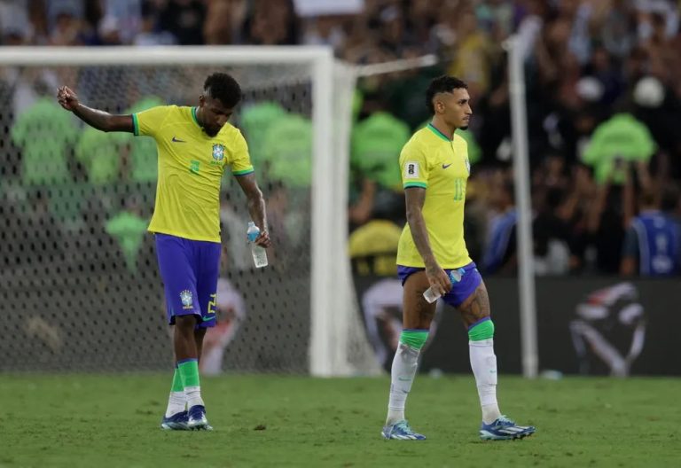 Brazil players walking on the pitch during a past match. PHOTO/@BrasilEdition/X
