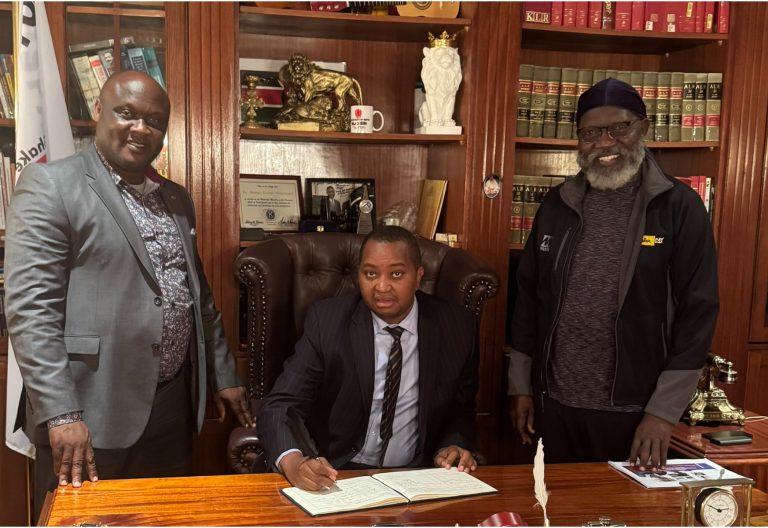 Nyakera raises alarm over threats to democracy after meeting Wajackoyah and Kanoti