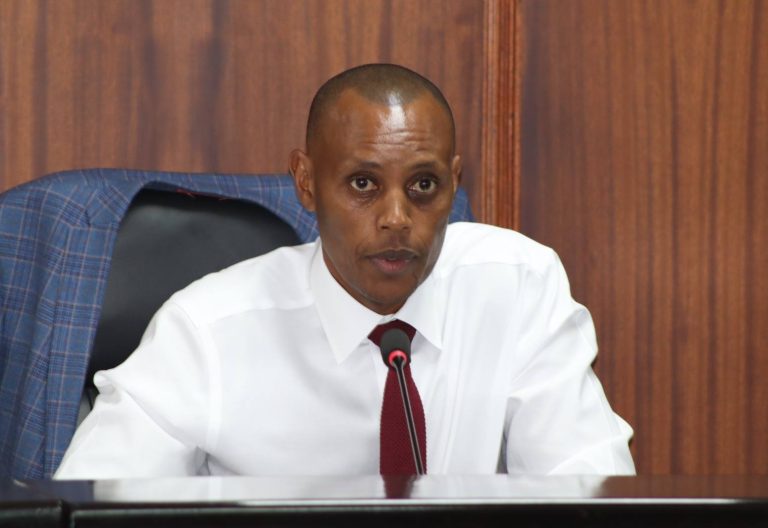 Belgut MP apologises to Uhuru on live TV show