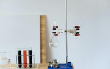 Lab shortage threatening STEM studies