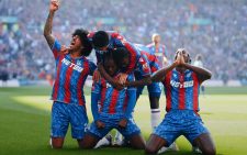 Crystal Palace stun Manchester City to lift FA trophy