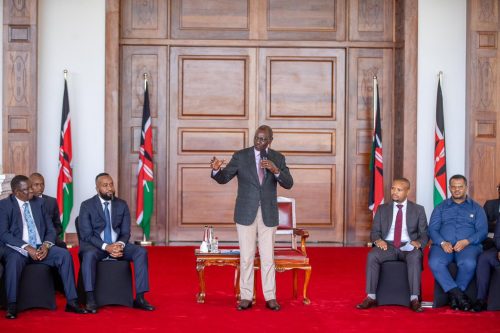 President William Ruto hosts Coast region leaders at State House, Nairobi, to discuss economic growth and land reforms on May 27, 2025. PHOTO/@WilliamsRuto/X