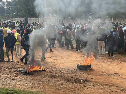 Natembeyas supporters clashing with police outside his Milimani residance
