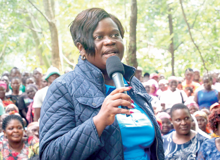 Homa Bay Governor Gladys Wanga addresses members of Kasipul Traders Association on Monday. PHOTO/Governor Gladys Wanga Press