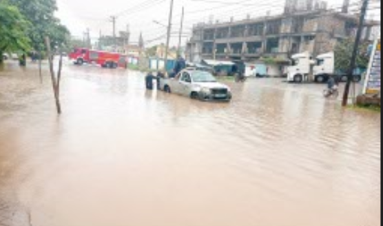 The flooded section of Links road in Nyali which was closed following heavy downpour, as engineers continue to pump out flooded water PHOTO/Reuben Mwambingu,