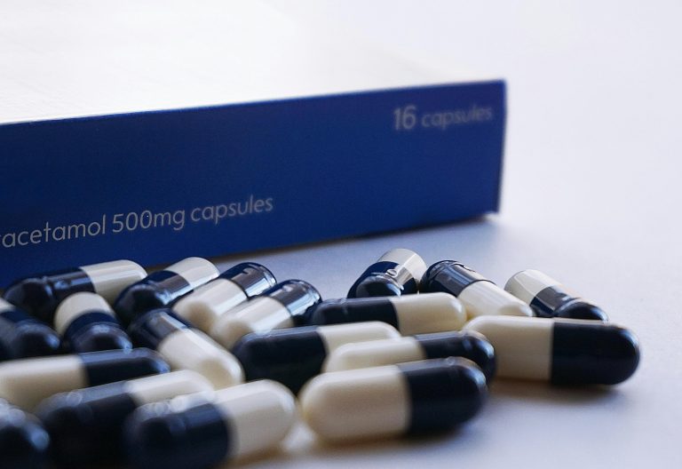 Trump to sign executive order to cut prices of medicine to match other countries