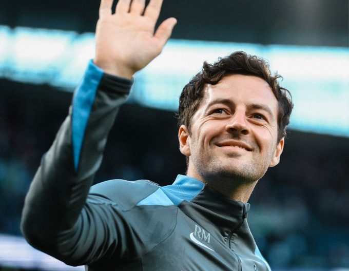 Ryan Mason leaves Tottenham to become head coach at West Brom