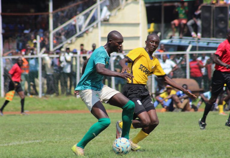 Part of the action between Kakameha High School, Green Commandos in action against Musingu Scorpions (yellow). PHOTO/https://www.facebook.com/OfficialGCSC/photos.