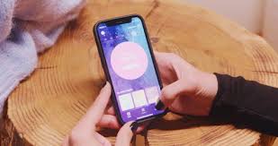 Women warned about the dangers of using period tracker apps