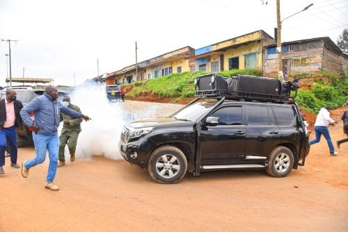 Police teargas the leaders during a confrontation in Murang’a. PHOTO/https://www.facebook.com/photo?fbid=1324031339726429&set=pcb.1324031366393093