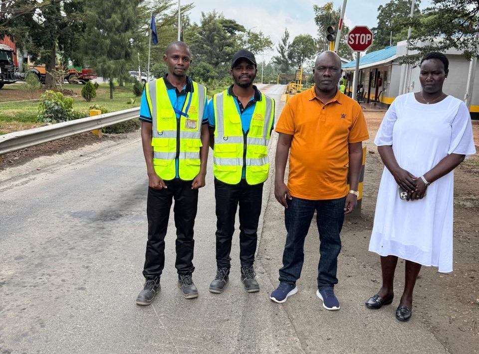 KeNHA officials at Webuye Weighbridgein along Eldoret-Malaba Road on Sunday, Augut 24, 2025: PHOTO/@KeNHAKenya/X