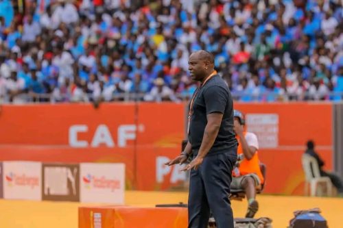 Harambee Stars head coach Benni McCarthy during Sunday's game at Kasarani Stadium. PHOTO/Harambee Stars/ Facebook/https://www.facebook.com/100063913291982/posts/pfbid0ZvGnzV3yqXRV8zSEouytZ52ELPokTm6aAN6kWSqzey11zdSjDgEe4ZhvpuAQBSbyl/?app=fbl