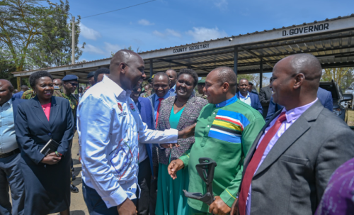 Interior CS Kipchumba Murkomen shares a light moment with EALA MP David Sankok as he interacts with Narok leaders on Monday, August 11, 2025. PHOTO/https://web.facebook.com/OnesimusKipchumbaMurkomen