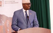 Governors send warning of expected salary delays
