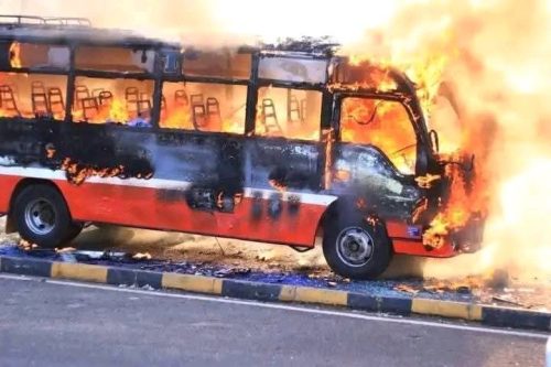 Super Metro matatu torched in Juja. PHOTO/@loddca/X