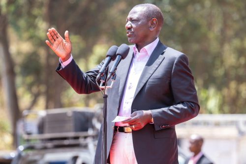 William Ruto addressing congregants at St. Mary’s AIPCA Kathelwa Church in Meru. PHOTO/https://www.facebook.com/William Samoei Ruto