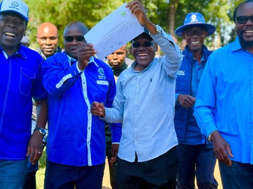 Seth Panyako together with Eugene Wamalwa after presenting his papers to IEBC. PHOTO//https://www.facebook.com/photo?fbid=828382693069479&set=pcb.828383173069431