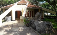 KDF takes full control of Kang’o Ka Jaramogi mausoleum ahead of Raila’s burial