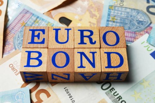 Wooden cubes with word Eurobond on euro banknotes; Image used for representation purposes only: PHOTO /Pexels