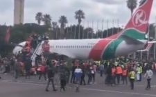 Govt totally clueless on handling huge crowd pouring out to mourn Raila