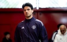 Senne Lammens serenaded after Man Utd debut