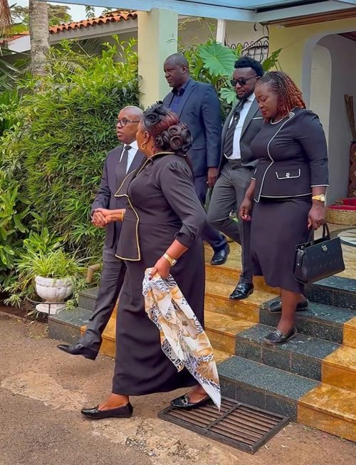Businessman Jimi Wanjigi escorts Raila Odinga’s widow, Ida, as she leaves her Karen residence for Nyayo Stadium for the state funeral of the late ODM leader. PHOTO/@JimiWanjigi/X