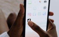 How TikTok and Instagram trends are shaping self-esteem among Gen Z
