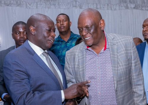 Former Deputy President Rigathi Gachagua while sharing a light moment with Jubilee Vice Chairman David Murathe. PHOTO//https://www.facebook.com/photo/?fbid=1312986790855781&set=pb.100064334183614.-2207520000