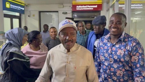United opposition leaders led by Kalonzo after arriving in Malindi on Monday, November 17, 2025. PHOTO//https://www.facebook.com/photo?fbid=1389469799210924&set=pcb.1389469919210912