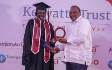 Uhuru calls on graduates to build united, ethical Kenya