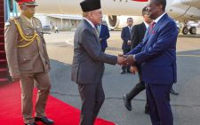 Malaysian prime minister jets to Kenya for 2-day official visit