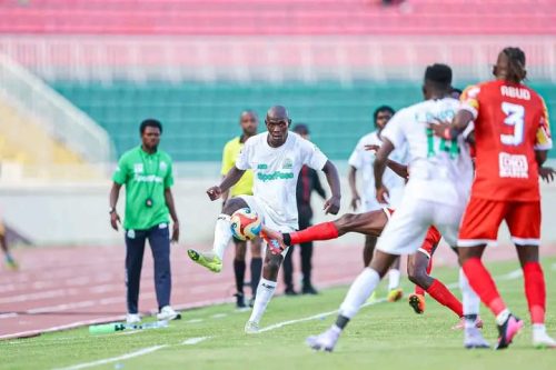 Gor Mahia's Alfa Onyango n action against Kenya Police FC on Sunday, November 9, 2025 at Nyayo Stadium. PHOTO/Gor Mahia
