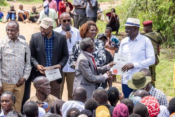 President William issues title deeds in Makueni on Wednesday, November 12, 2025. PHOTO/@WilliamsRuto/X 